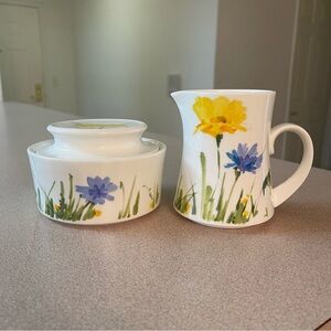 Vintage 70’s Sugar & Creamer Set Mikasa A9006 Bone China